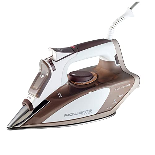 10 Best Steam Irons For Clothes