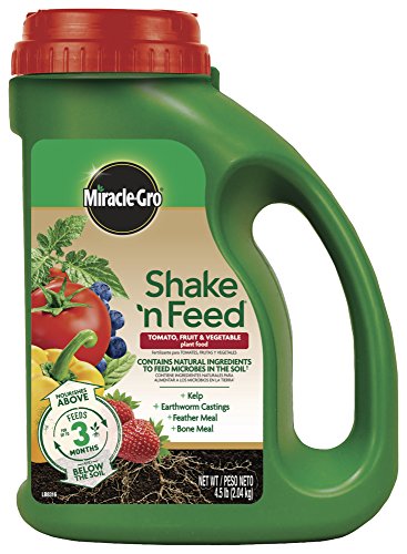 Miracle-Gro Shake'N Feed Tomato, Fruit & Vegetable Plant Food, 4.5 lb.