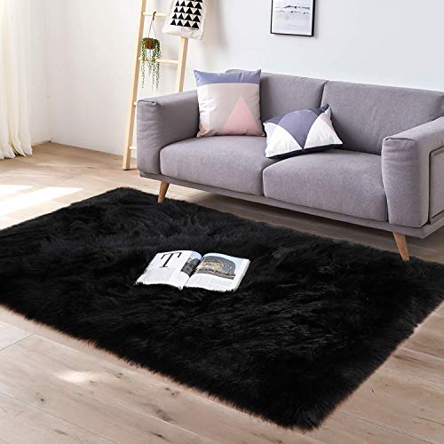 YJ.GWL Super Soft Faux Sheepskin Fur Area Rugs for Bedroom Living Room Floor Shaggy Plush Carpet Faux Fur Rug Bedside Rugs, 4 x 6 Feet Rectangle Black