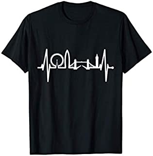 London Skyline Heartbeat England Fan For Men & Women London T-Shirt