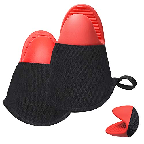 Silicone Oven Mitts, Doormoon Non-Slip and Heat-Resistant Oven Gloves Pinch Potholders for Kitchen BBQ,Grilling,Baking