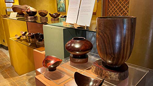 Virtually shop the tropical woodworking gallery of a master craftsman in Costa Rica