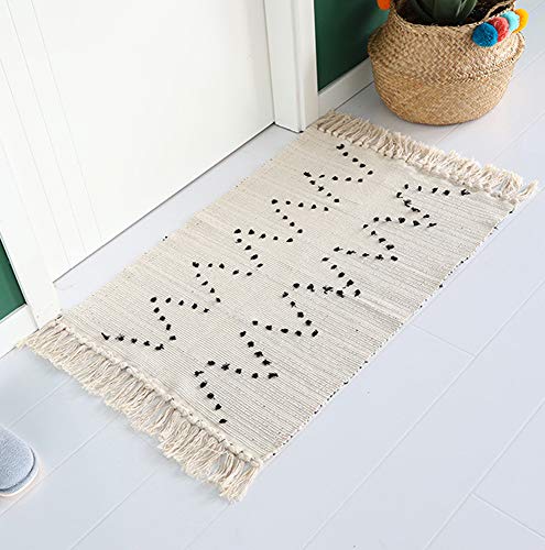 Wolala Home 100% Natural Fiber Cotton Hand Woven Rugs with Non-Slip Pads Flat Weave Tufted Tassel Fringe Washable Area Rug for Porch Doormat Livingroom/Playroom (2'x3', Natural White)