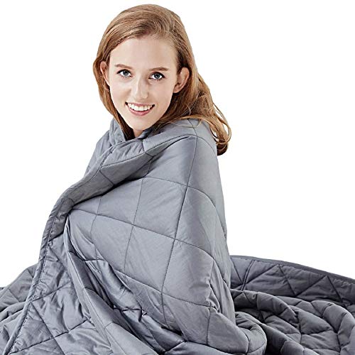 9 Best Weighted Blankets For Cheap