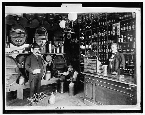 HistoricalFindings Photo: Stephan Liesting Liquor,interiors,Cash registers,Shelves,Stores,Germany,1895