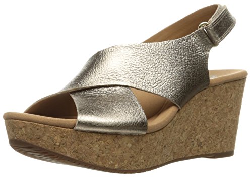 Clarks Women's Annadel Eirwyn Wedge Sandal, Gold/Metallic, 9.5 M US